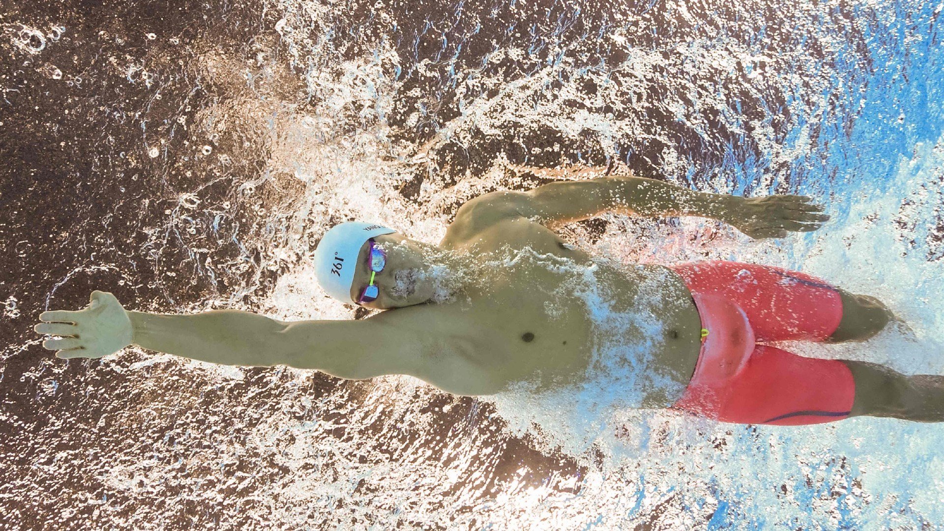 “马科斯·梅特罗的球场领导力，推动阿根廷美洲狮队迈向更高目标”